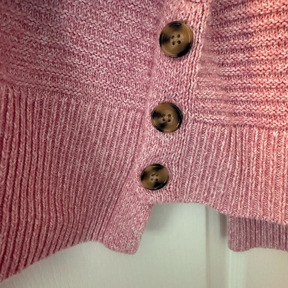 SALE! Pink Women's XL Long Sleeve Sweater - Picture 8 of 14